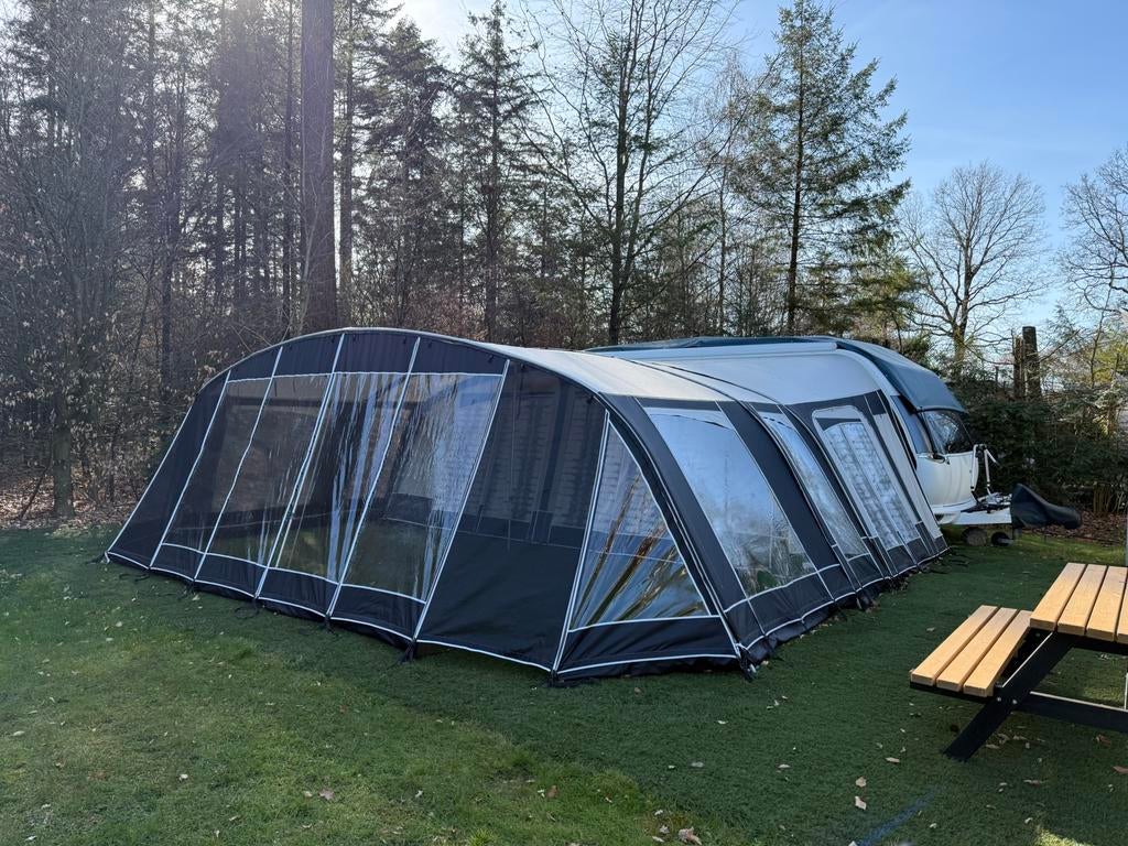 Unico Miloaan 320 helemaal compleet (2021), Caravans en Kamperen, Voortenten en Luifels, Ophalen, Zo goed als nieuw