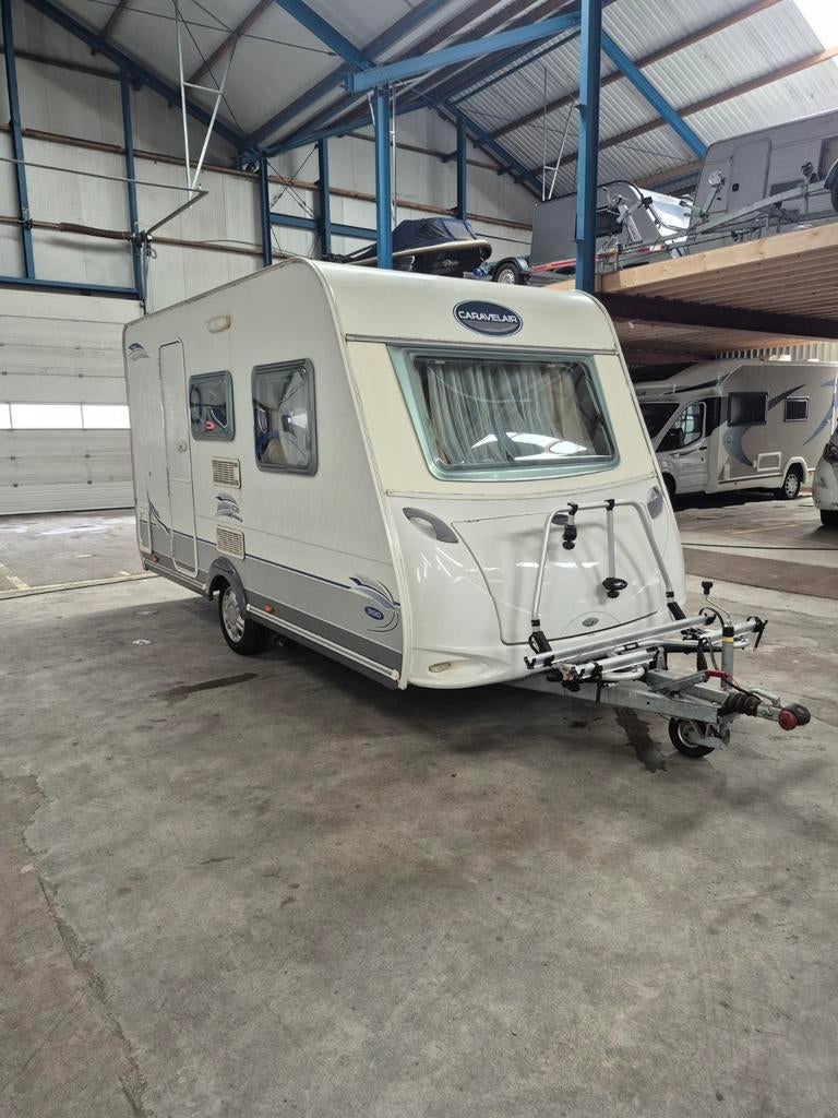 Caravelair Ambiancé style 390, Caravans en Kamperen, Kachel, Dwarsbed, Treinzit, Particulier
