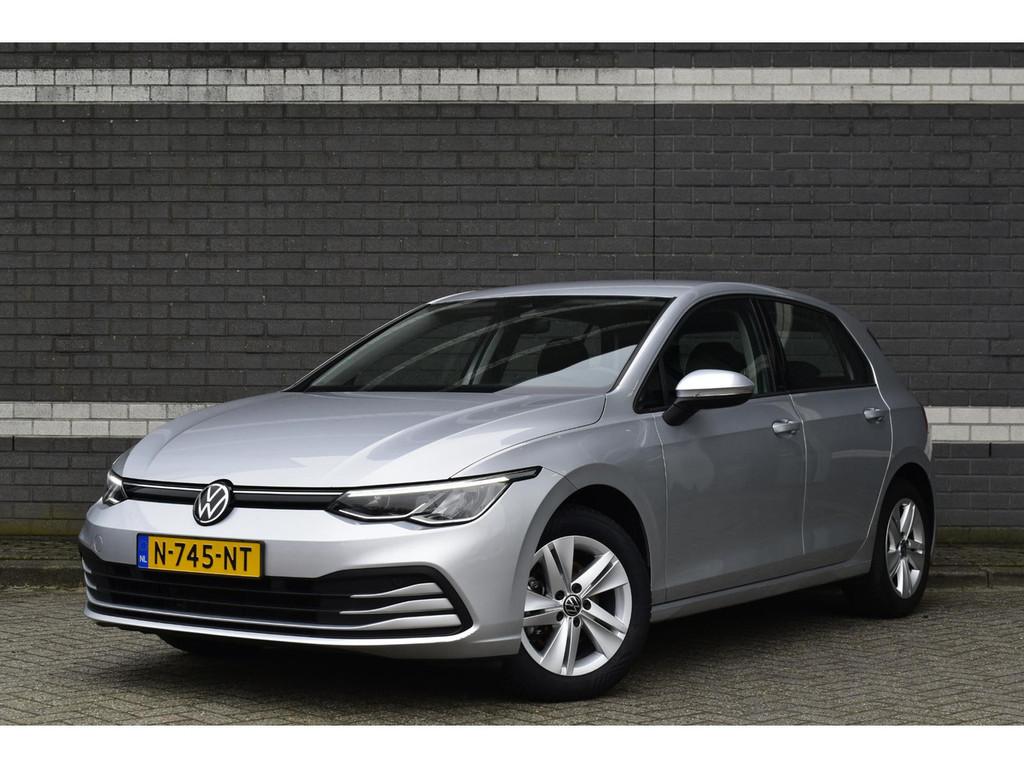 Volkswagen Golf 1.0 eTSI Life DSG Automaat Apple CarPlay Sfe, Gebruikt, 650 kg, 19 km/l, Golf