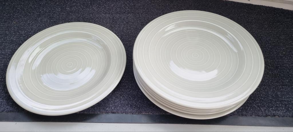 6x Ikea borden 365+ Anne Nilsson 32 cm. Grijs/beige, swirls, Keramiek, Ophalen of Verzenden, Zo goed als nieuw, Bord(en)