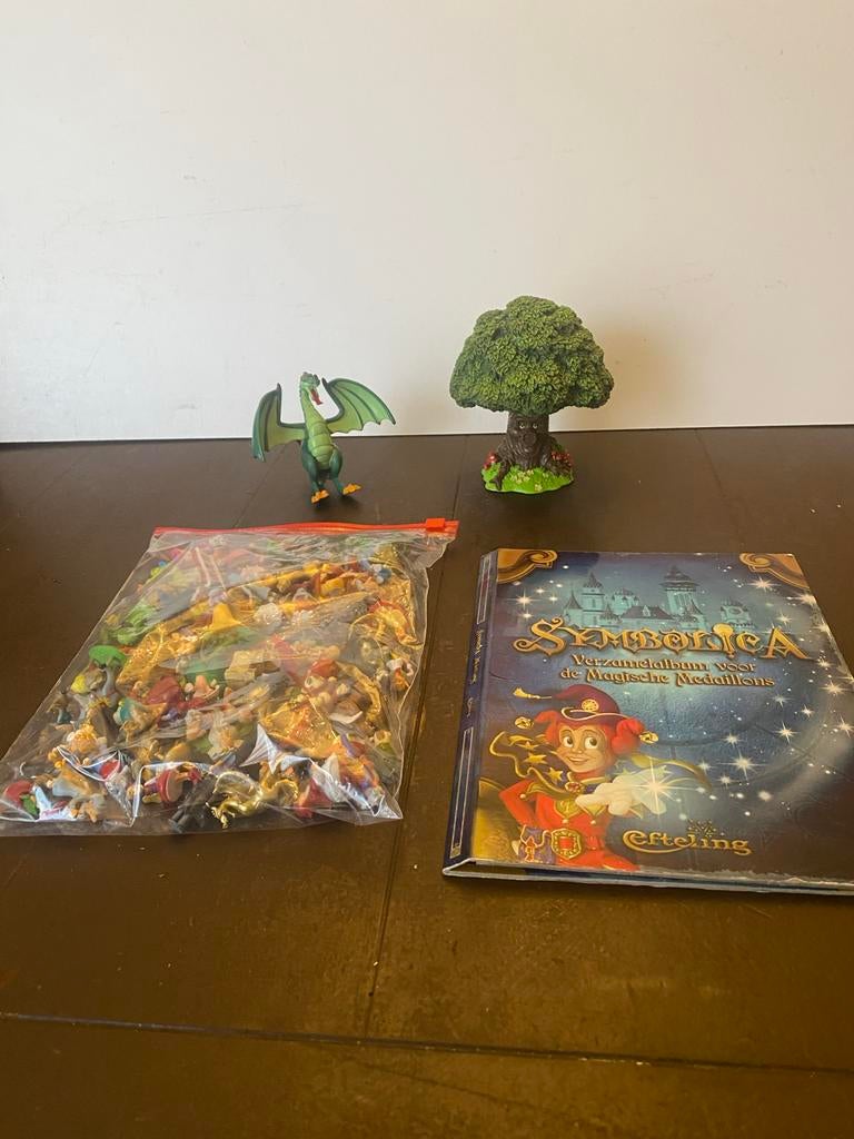 Grote Efteling verzameling: beeldjes, medailles en meer!, Ophalen of Verzenden, Gebruikt, Beeldje of Poppetje