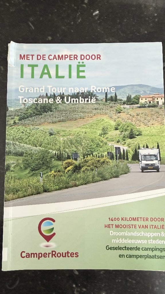 Italië - met de camper door Italië, Boeken, Overige merken, Ophalen of Verzenden, Zo goed als nieuw, Reisgids of -boek