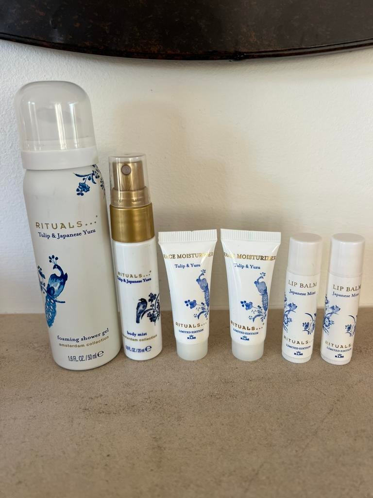 Rituals Amsterdam Collection travel set 🤍💙🎁 Nieuw!, Sieraden, Tassen en Uiterlijk, Uiterlijk | Lichaamsverzorging, Ophalen of Verzenden