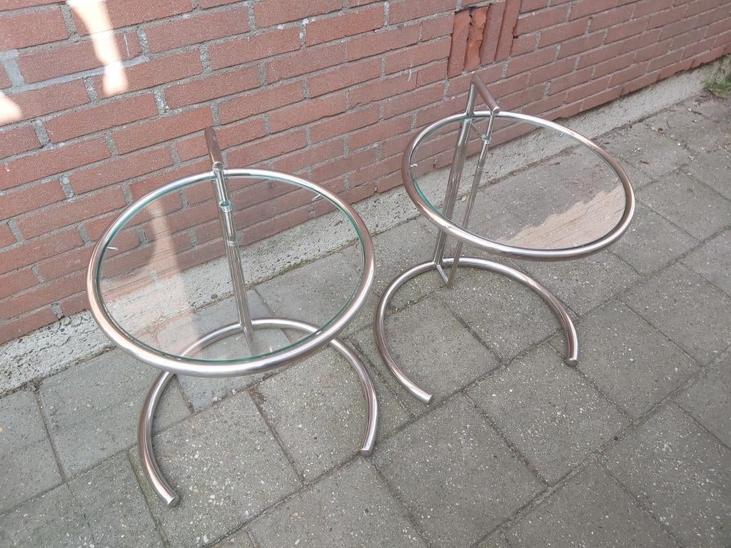 Twee gave design eileen grijze bijzettafel gebruikte staat, Huis en Inrichting, Tafels | Bijzettafels, Ophalen, Gebruikt, Rond