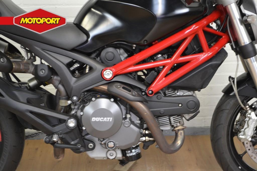 Ducati Monster 796 ABS (bj 2012), Motoren, Bedrijf, Ducati North Europe BV, Naked bike, Oranjelaan 64
2382 VE  Zoeterwoude-Rijndijk