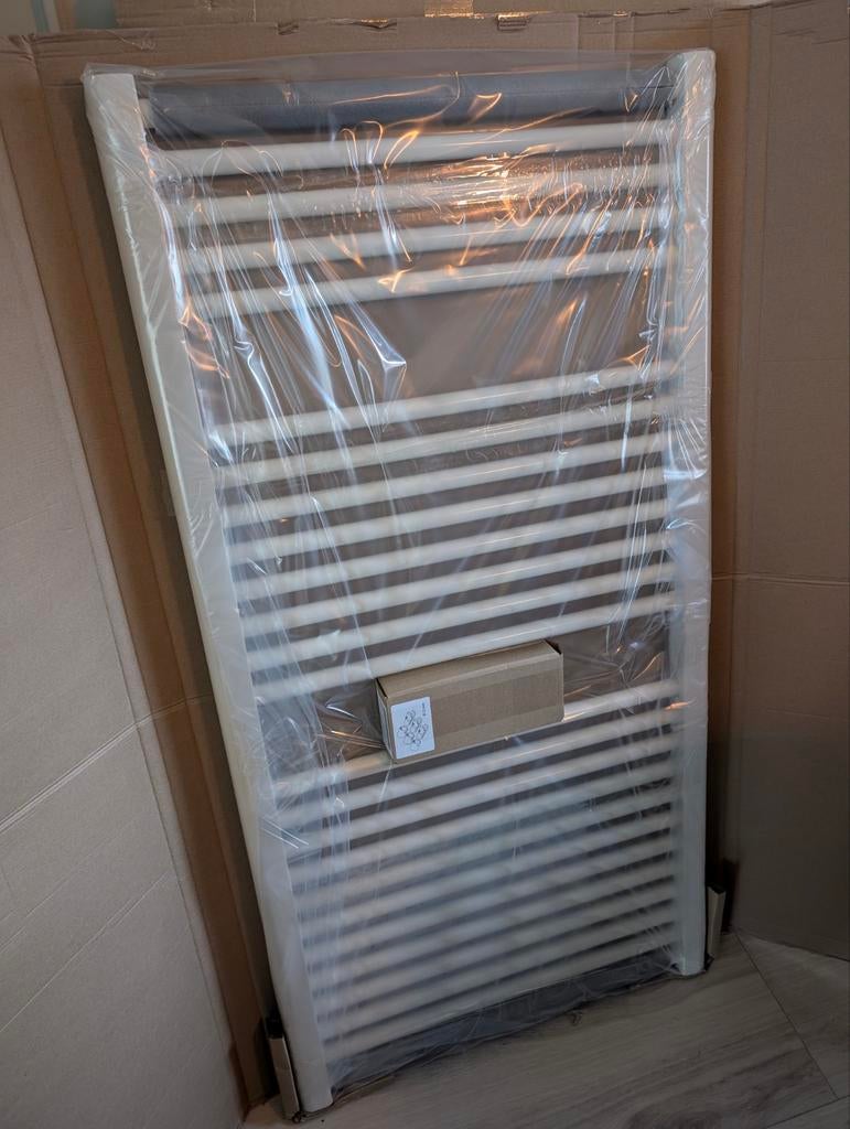 Plieger Palermo NXT designradiator 60x117.5cm 681W pergamon, Ophalen, 500 tot 800 watt, Radiator, Nieuw