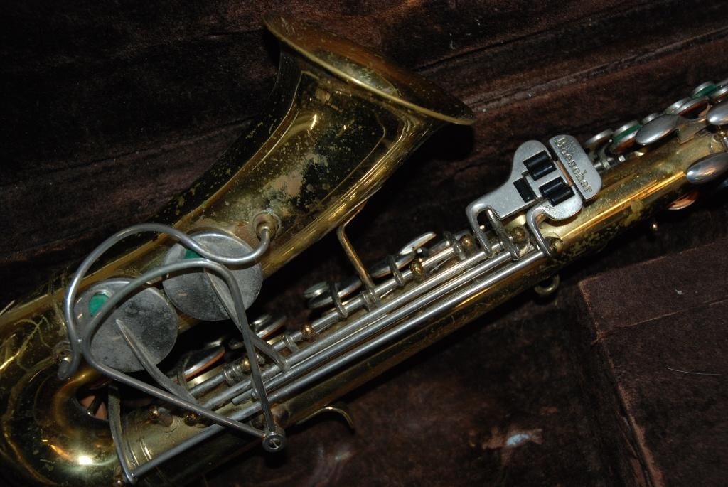 Buescher Aristocrat Alt Saxofoon met koffer,   <26260152>, Muziek en Instrumenten, Gebruikt, ., Ophalen of Verzenden, .