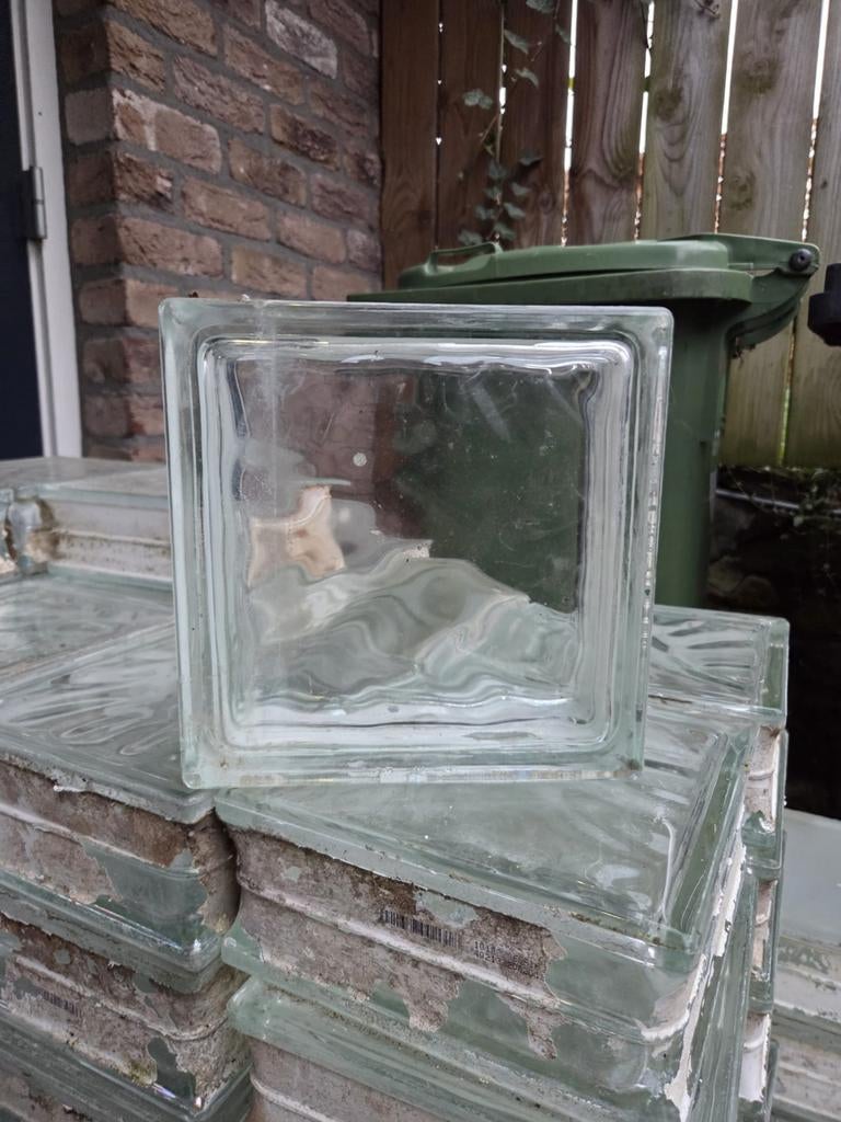 Glazen bouwstenen 19x19x8cm, ongeveer 120 stuks, Doe-het-zelf en Verbouw, Ophalen