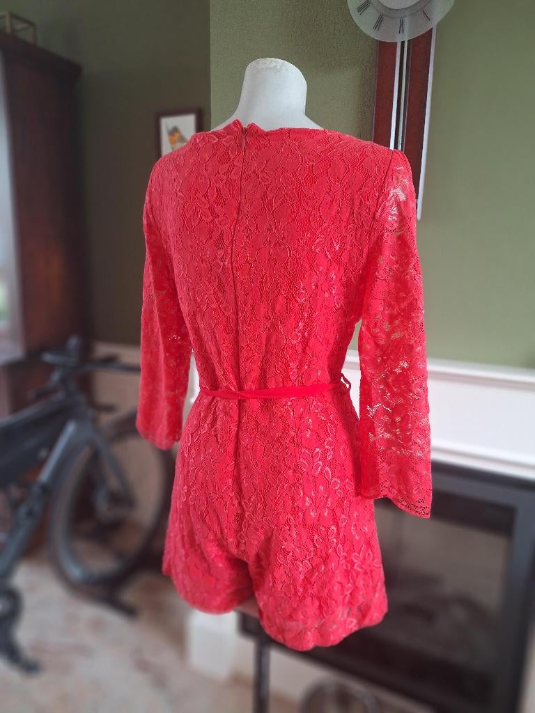 Rinascimento rode kanten jumpsuit L, Verzenden, Zo goed als nieuw, Rood, Rinascimento