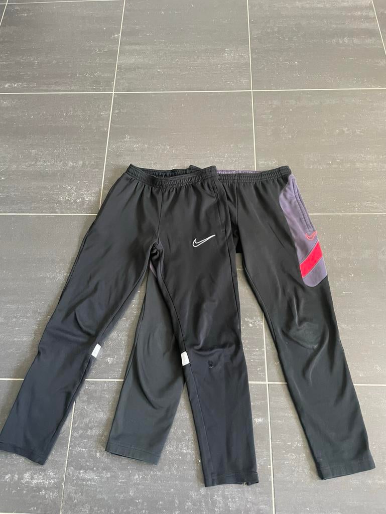 2 nike dry fit trainingsbroeken, Ophalen of Verzenden, Zo goed als nieuw, Jongen, Broek