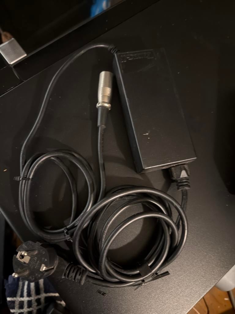 TranzX en Emotion E-bike Opladers (2 stuks), Fietsen en Brommers, Fietsaccessoires | Fietsaccu's, Ophalen of Verzenden, Gebruikt