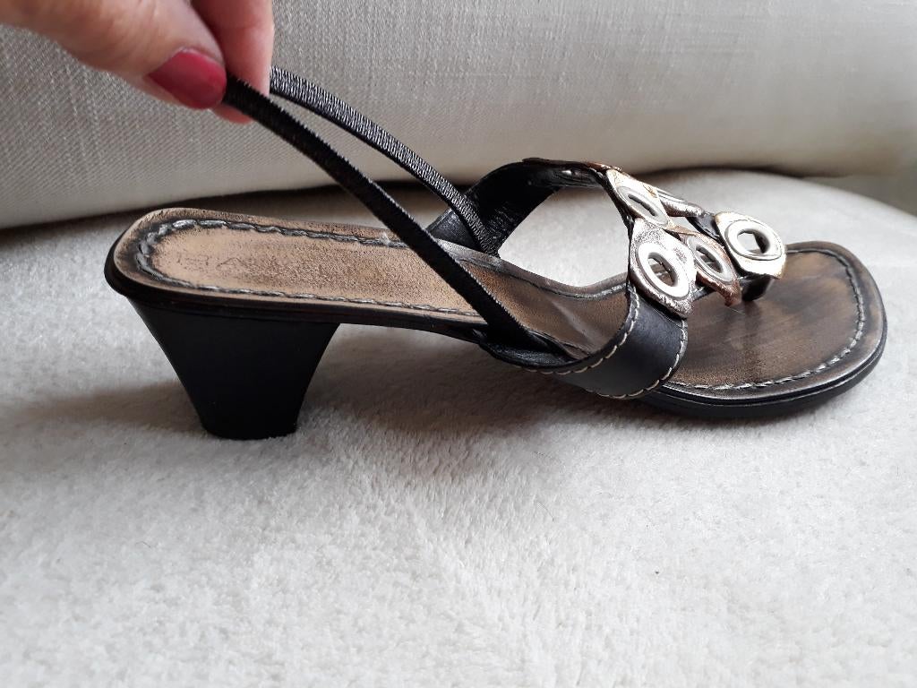 Mooie schoentjes van RAVELLI    maat 41, Kleding | Dames, Schoenen, Bruin, Verzenden, Sandalen of Muiltjes, Zo goed als nieuw