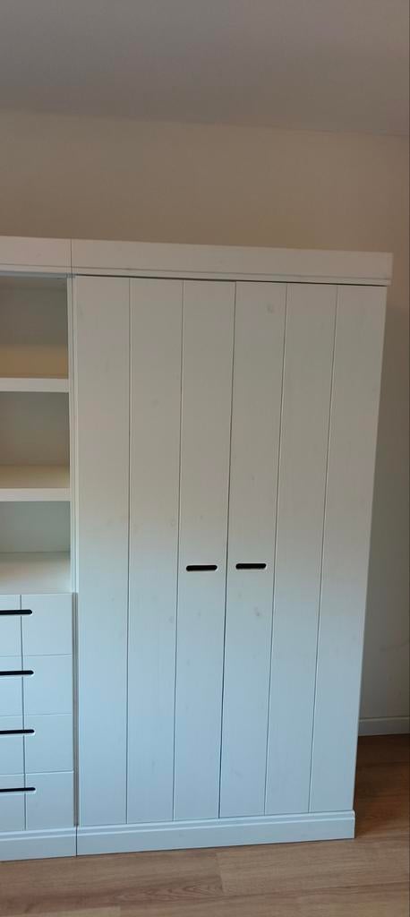 Woood Connect Kledingkast - Wit, Zo goed als nieuw, Huis en Inrichting, Ophalen, Met deur(en), Modern, Scandinavisch, 200 cm of meer