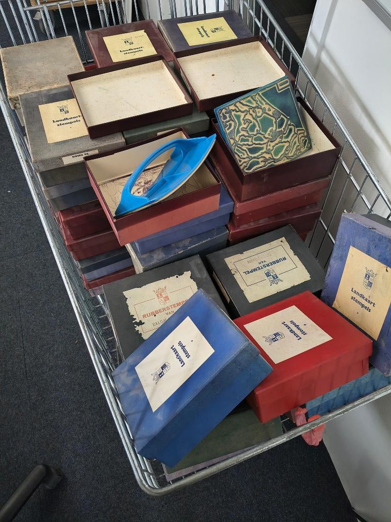 30 oude stempels topografie, Landkaart, 1800 tot 2000, Wereld, Ophalen