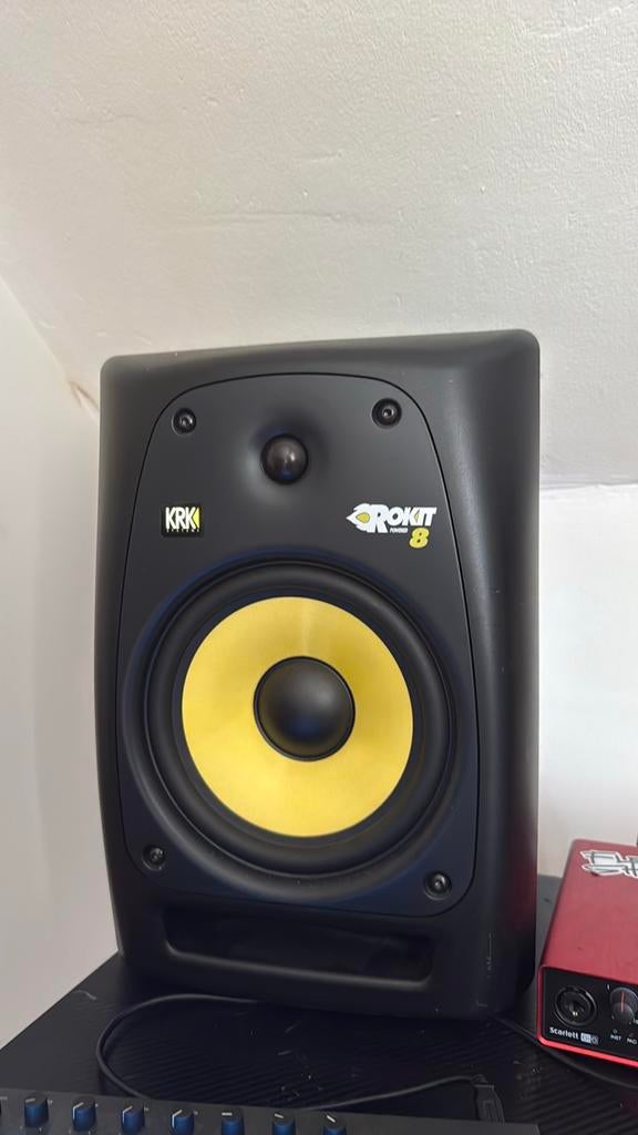 Krk rokit 8, Audio, Tv en Foto, Luidsprekers, Overige merken, Ophalen of Verzenden, Zo goed als nieuw, 120 watt of meer