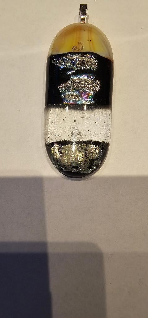 Hanger met dichroic glas. Glasfusing, Ophalen of Verzenden, Nieuw, Zilver, Glas of Kristal