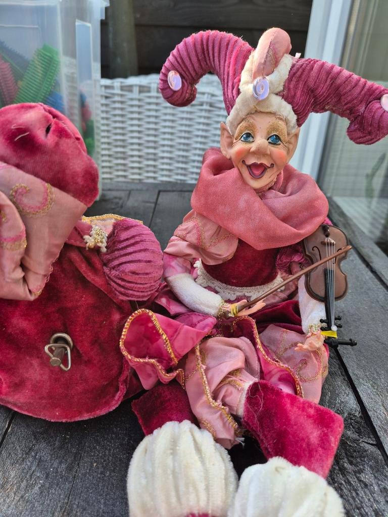 Kerstelf elfen laaf kerst muziek, Ophalen, Zo goed als nieuw, Beeldje of Poppetje