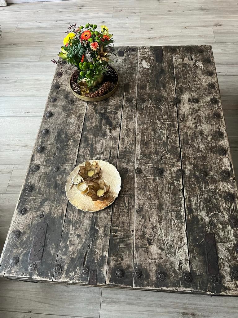 Grote antieke Indiase salontafel, Ophalen, Gebruikt, 100 tot 150 cm, Vintage Indiaas bed