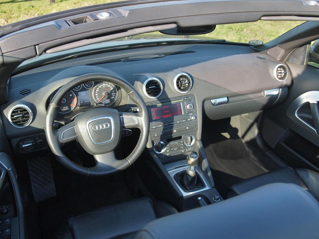 Audi A3 Cabriolet 1.8 TFSI Attraction | Stoelverwarming | Le, Voorwielaandrijving, Gebruikt, Elektrische ramen, Cabriolet
