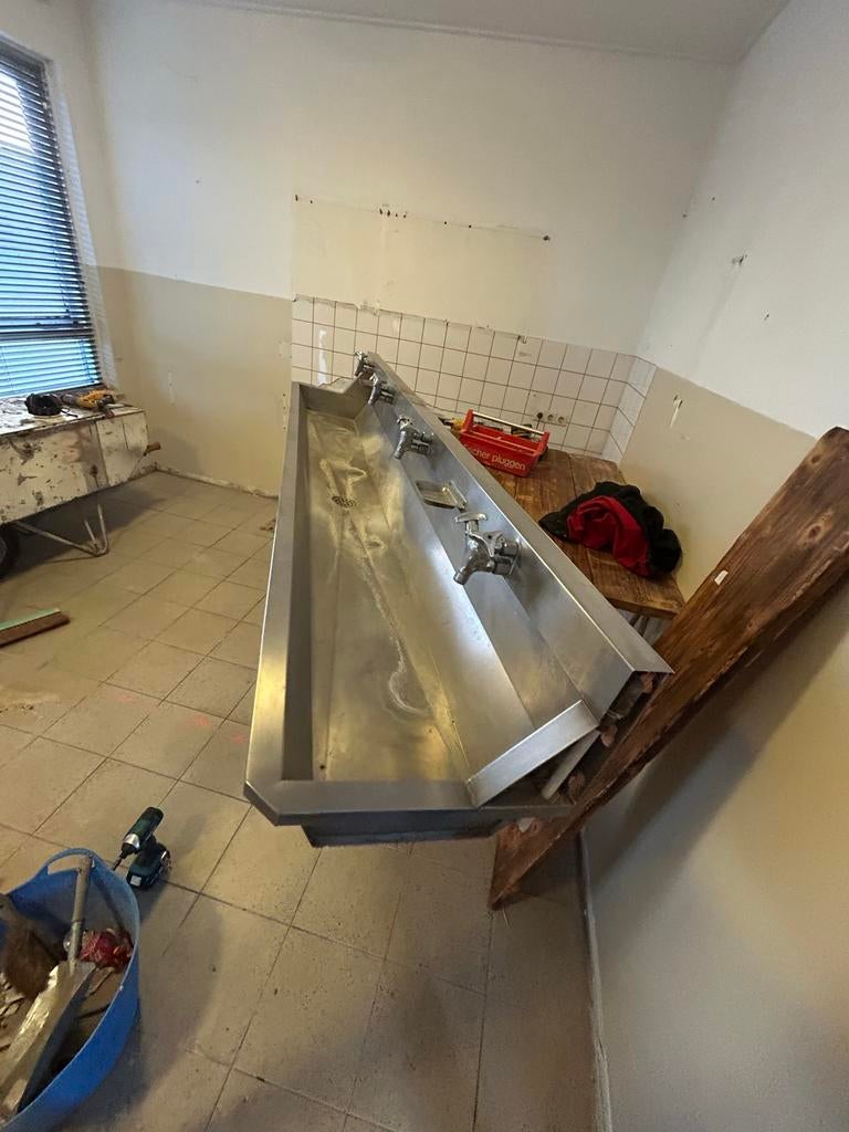 Rvs wastrog met 4 kranen, Ophalen, Gebruikt, Rvs, Wastafel