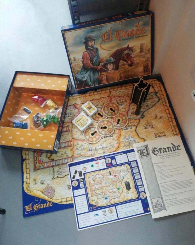 El Grande, uitgebreid 999 games bordspel, Vijf spelers of meer, Ophalen of Verzenden, Zo goed als nieuw