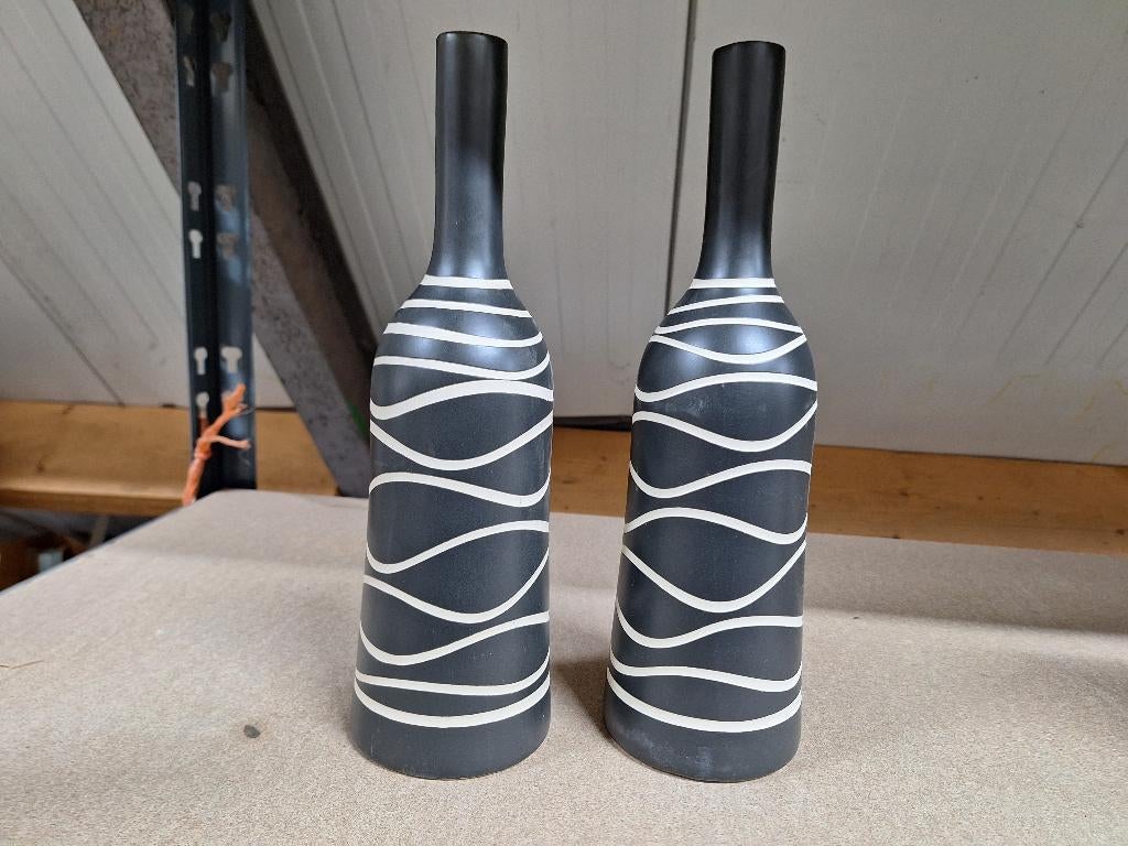 2 mooie flessen vazen aardewerk porselein, Huis en Inrichting, Woonaccessoires | Vazen, Overige kleuren, Aardewerk of Porselein