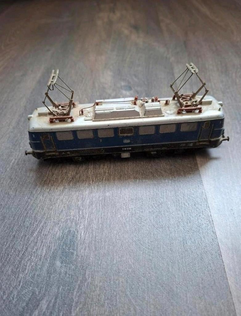 DB locomotief Marklin donker blauw, Ophalen, Wisselstroom, Gebruikt, Locomotief