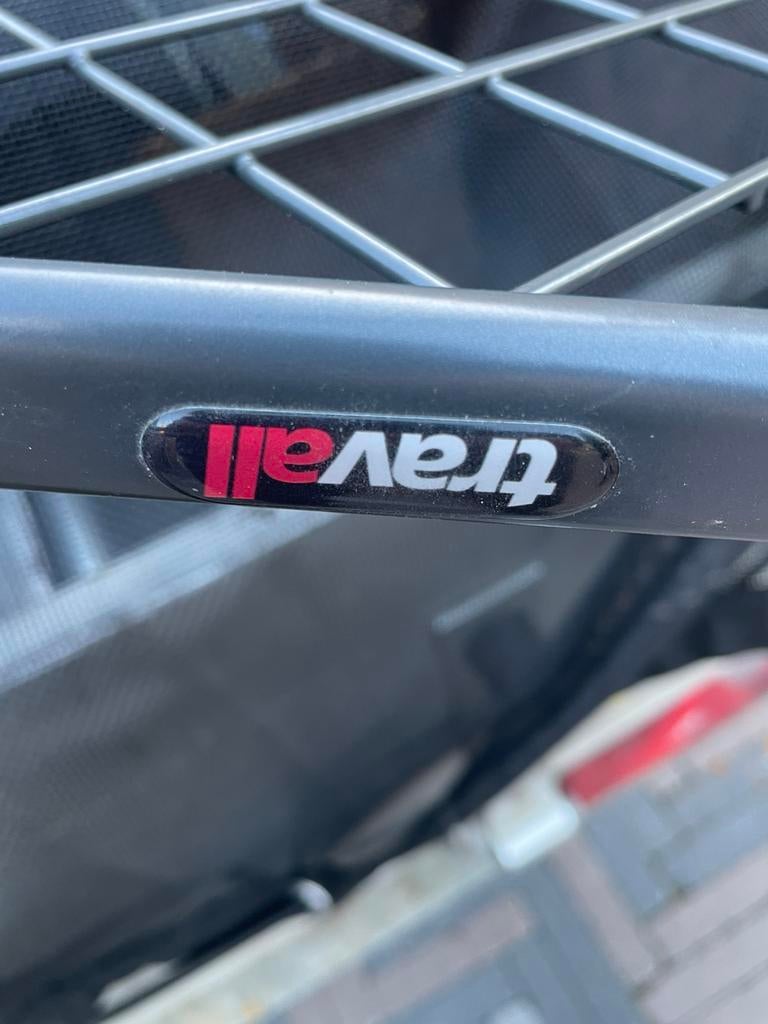 Hondenrek Ford Focus, Ophalen