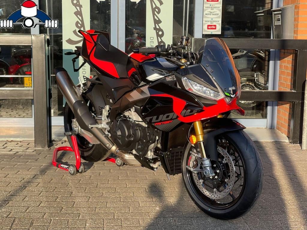 Aprilia Tuono V4 1100 FACTORY 2026 DARKKRAKE voorraadkorting - foto 2