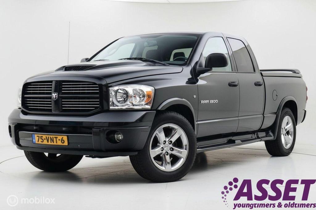 Dodge Ram 1500 Sport 4x4 5.7 Hemi V8 4x4 Quad Cab schuifdak, Auto's, Dodge, Automaat, 450 kg, Gebruikt, 5654 cc