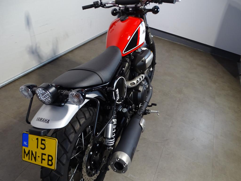 Yamaha SCR 950 - foto 3