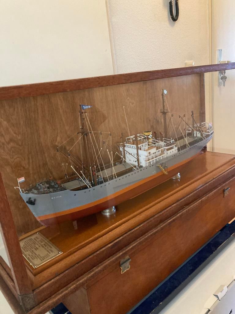 Scheepsmodel Werfmodel m.s.Schie,N.V. Houtvaart,Rotterdam,, Verzamelen, Scheepvaart, Ophalen, Gebruikt, Motorboot, Schaalmodel
