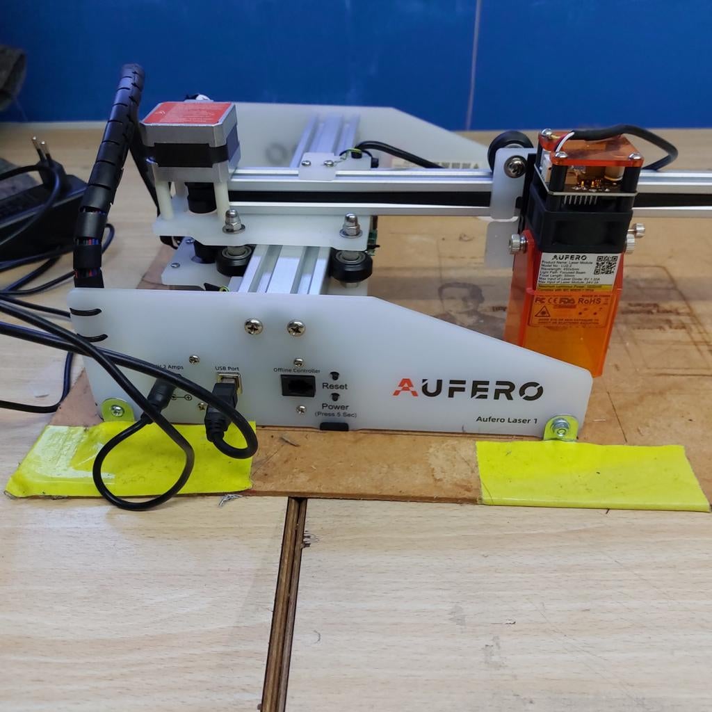 Aufero Laser 1 graveermachine, Ophalen