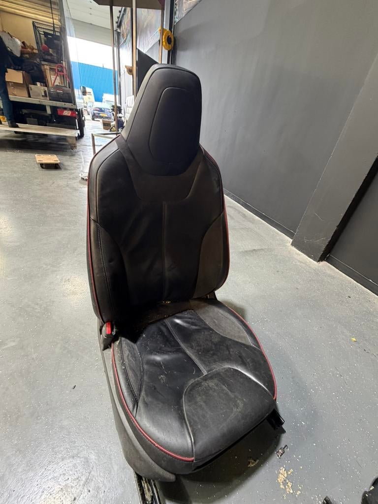 Tesla S stoelen, Ophalen of Verzenden