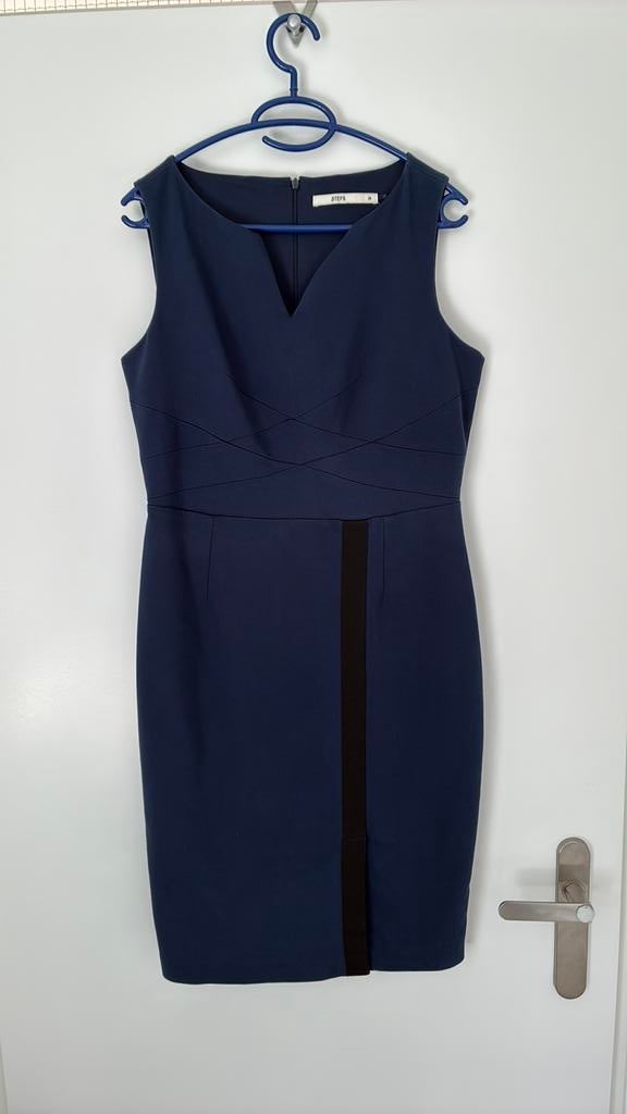 Tijdloos getailleerd jurkje van steps mt 38, Kleding | Dames, Jurken, Maat 38/40 (M), Blauw, Ophalen of Verzenden, Zo goed als nieuw