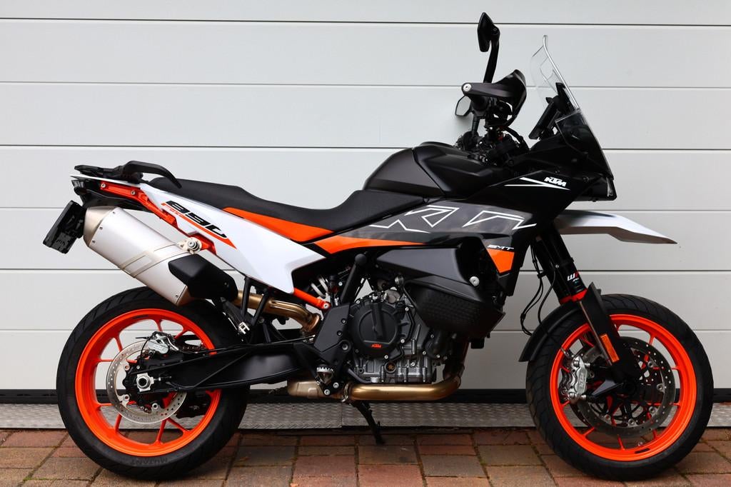 KTM KTM 890 SMT ABS TechPack (bj 2023), Meer dan 35 kW, SuperMoto, Cruise Control, 889 cc