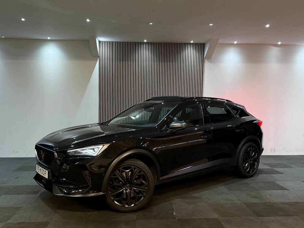 CUPRA Formentor 1.4 eHybrid VZ COPPER ALCANTARA PANO 360Cam, 4 cilinders, Formentor, Zwart, 245 pk