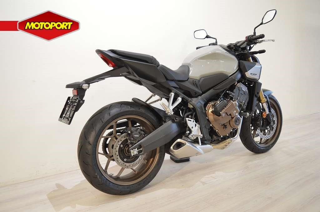 Honda CB 650 R ECT (bj 2026) - foto 3