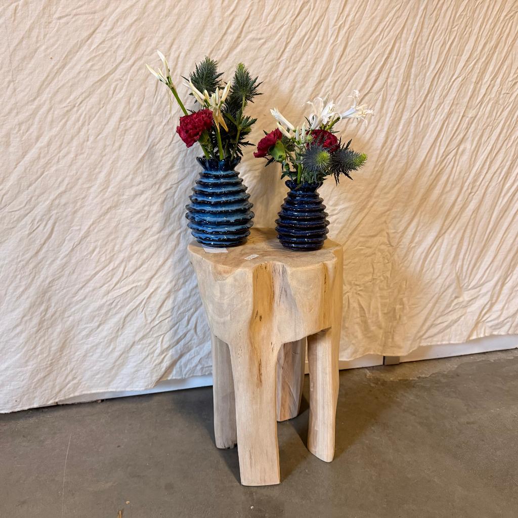 Boomstam bijzettafel krukje – teak - 30 x 30 cm - TTM Wonen