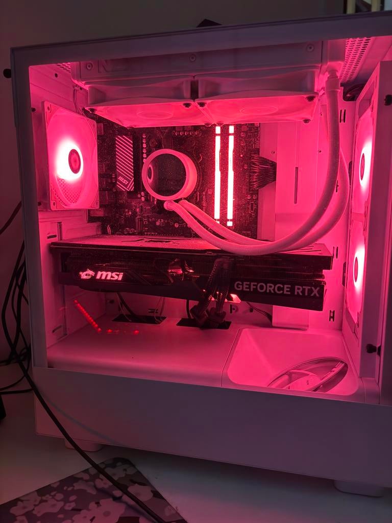 Gaming PC RTX 4070 Ti / Ryzen 7 7800X3D, Ophalen, Gebruikt, 32 GB, Gaming