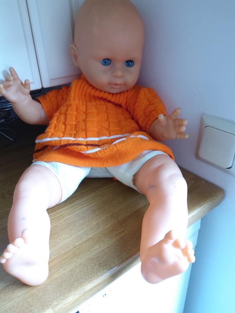 Vintage babypop jaren '70 - Zo goed als nieuw, Ophalen of Verzenden, Zo goed als nieuw, Babypop