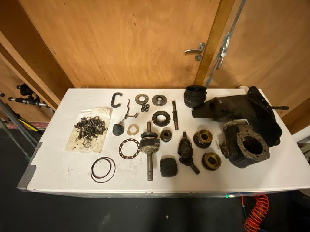 Volvo penta staartstuk aq100 onderdelen, Ophalen of Verzenden, Gebruikt, Motor en Techniek, Motorboot