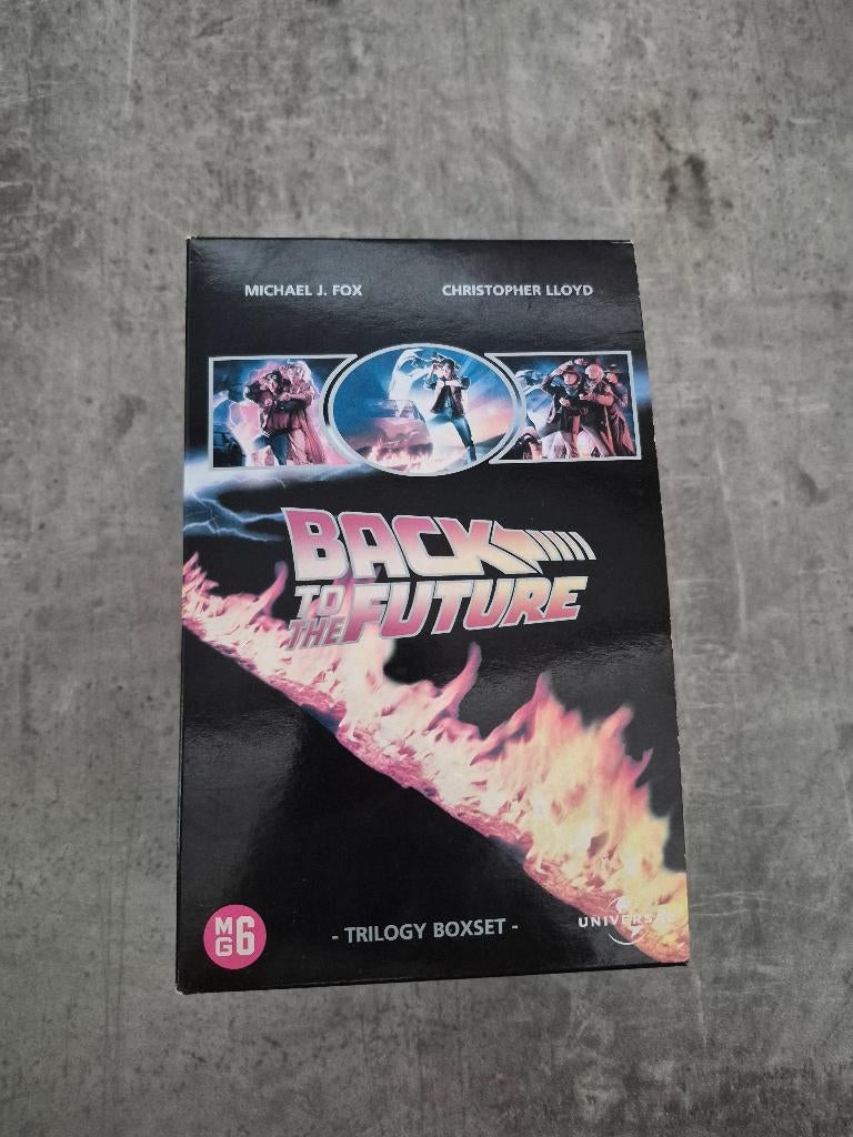 Back to the future VHS box, Vanaf 6 jaar, Ophalen of Verzenden, Gebruikt, Actie en Avontuur