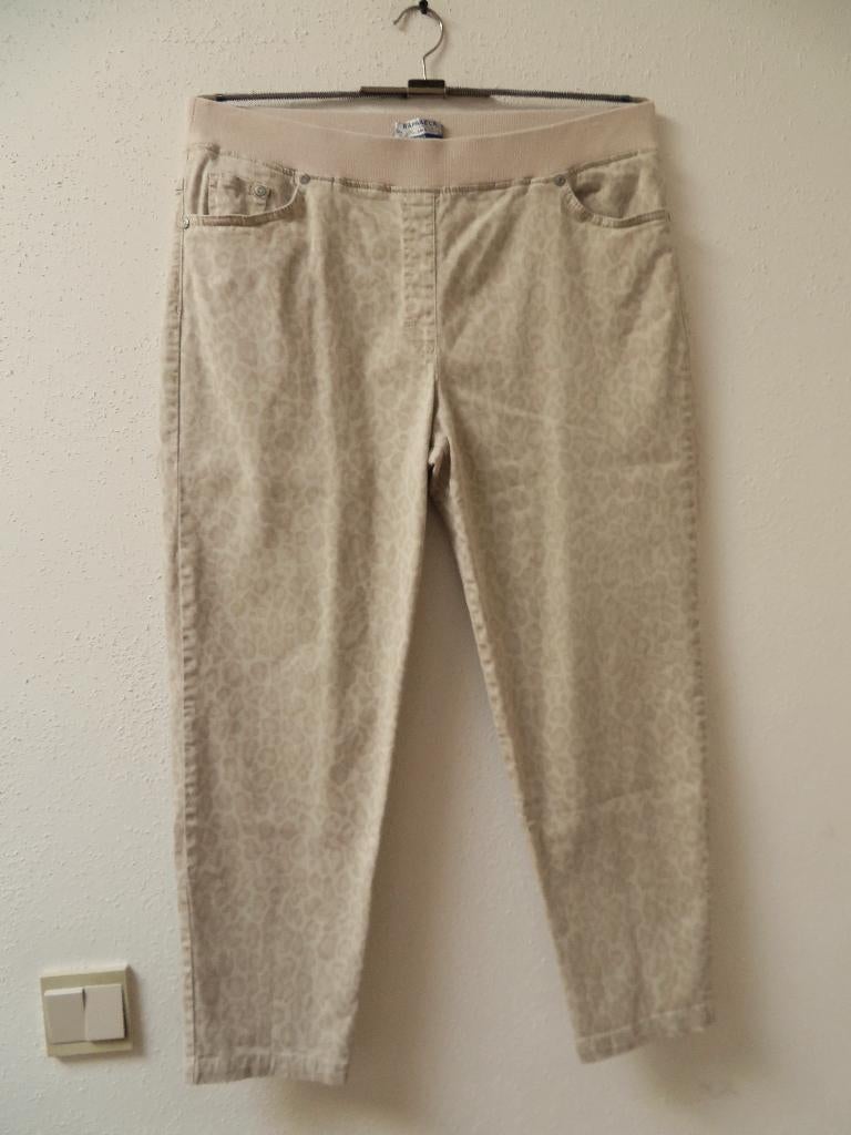 P56 RAPHAELA by BRAX comfort kuit broek beige maat 42, Beige, Maat 42/44 (L), Zo goed als nieuw, Lang