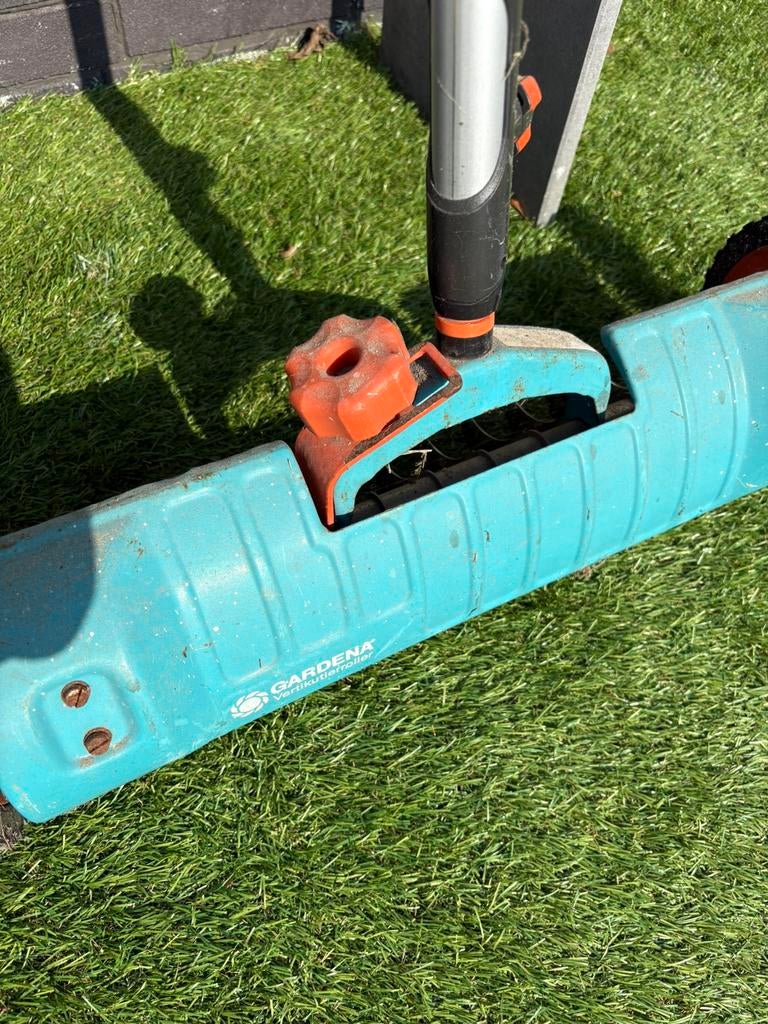 Verticuteer stok van het merk Gardena, Ophalen, Zo goed als nieuw