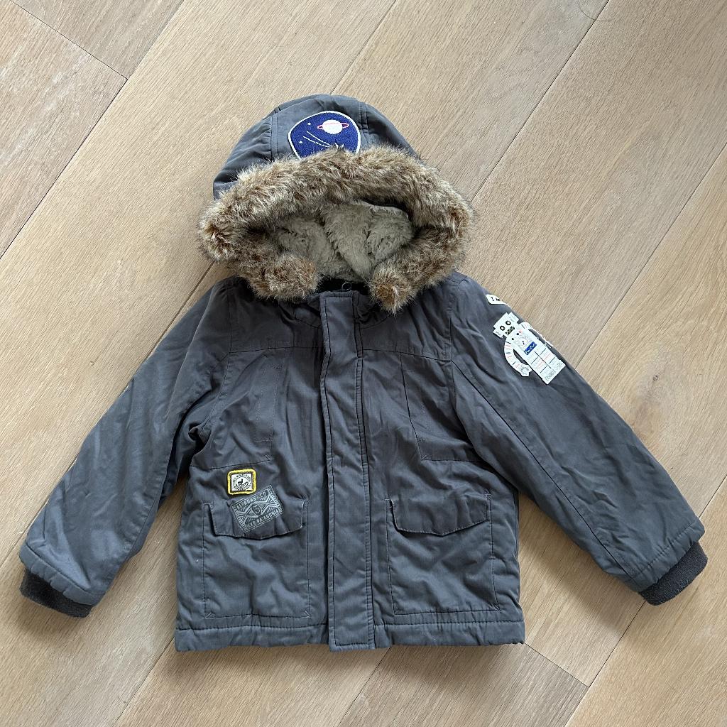 Winterjas IKKS - mt 86, IKKS, Ophalen of Verzenden, Zo goed als nieuw, Jasje