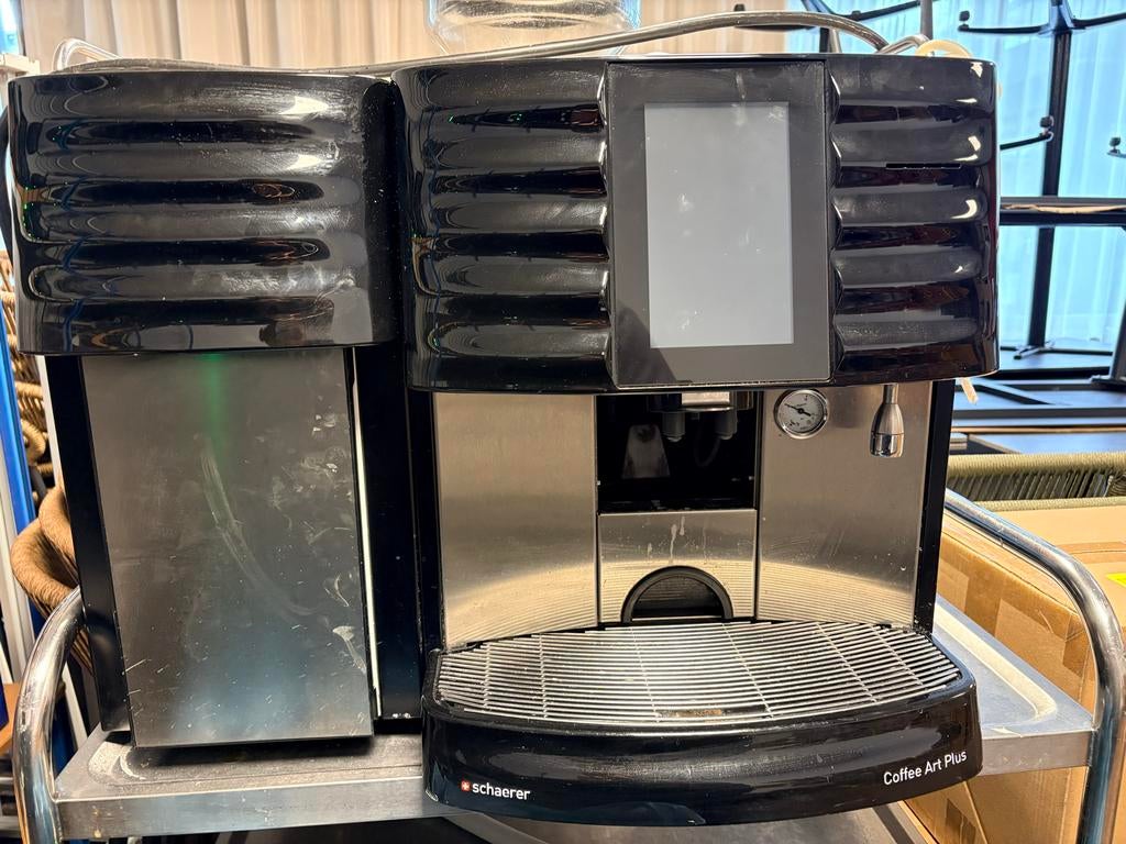 Schaerer Coffee Art Plus koffieautomaat met melkkoeler, Ophalen, Gebruikt, 10 kopjes of meer, Koffiemachine