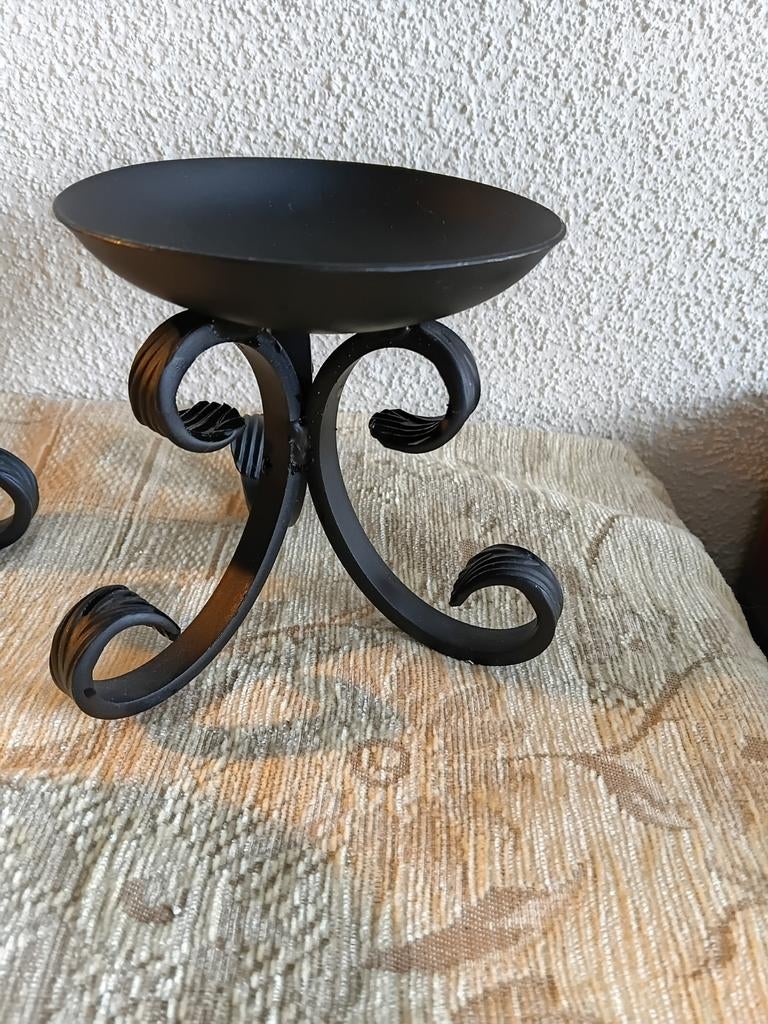 Robuuste smeedijzeren kandelaars, Huis en Inrichting, Woonaccessoires | Kandelaars en Kaarsen, Zwart, Ophalen of Verzenden, Zo goed als nieuw