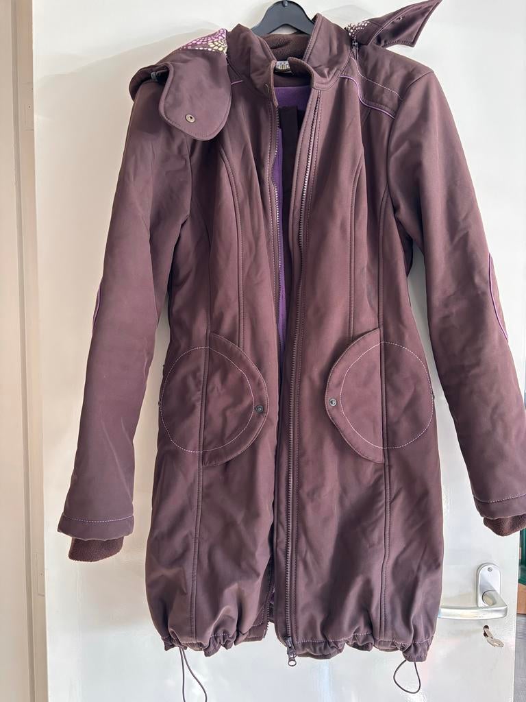 Bruine draagjas met paarse gloed, Ophalen of Verzenden, Gedragen, Maat 38/40 (M), Bruin