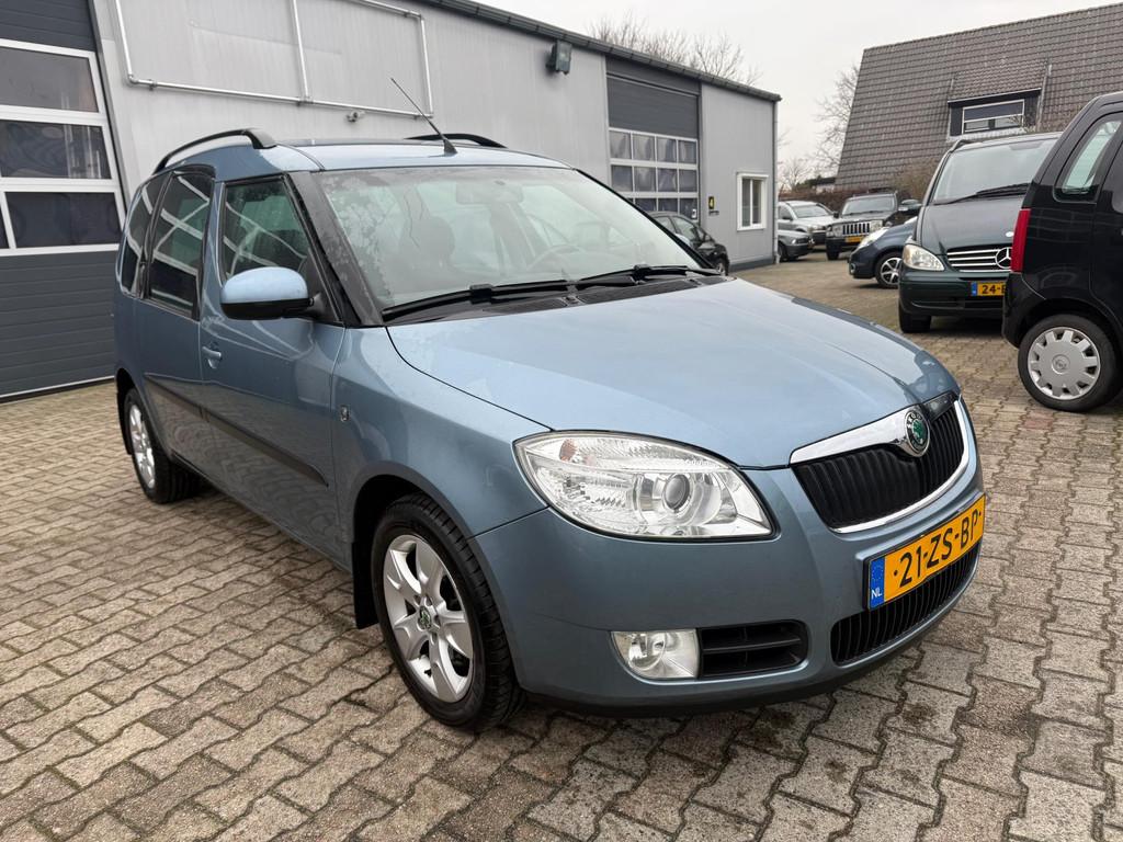 Skoda Roomster 1.6-16V Elegance 2008 Automaat 103.000 KM, Auto's, Skoda, Gebruikt, 4 cilinders, Blauw, Roomster